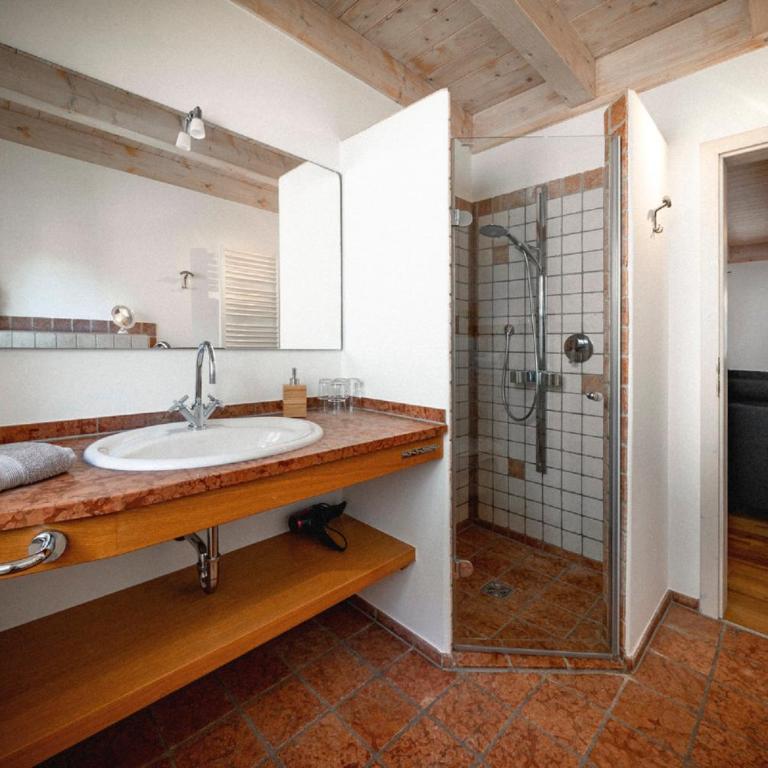 Ferienwohnung Haberlander inkl. Chiemgaukarte - Apartment mit Balkon - 8