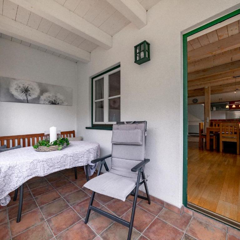 Ferienwohnung Haberlander inkl. Chiemgaukarte - Apartment mit Balkon - 9