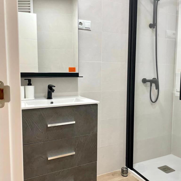 Soleado - En el centro de Gijón - Apartamento de 3 dormitorios - 11