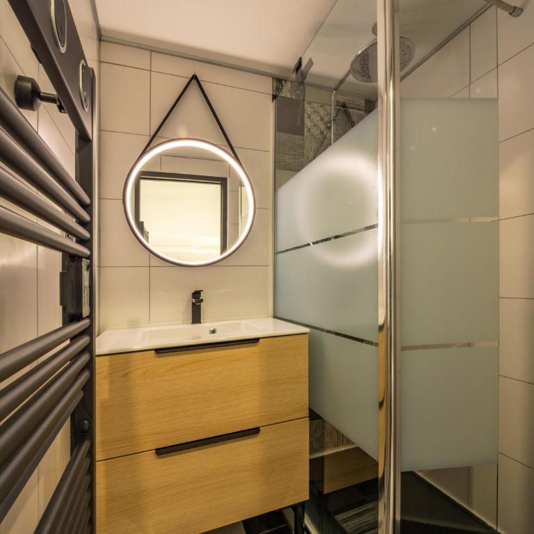 Studio confortable skis aux pieds avec balcon et WIFI - FR-1-502-524 - Studio - 12