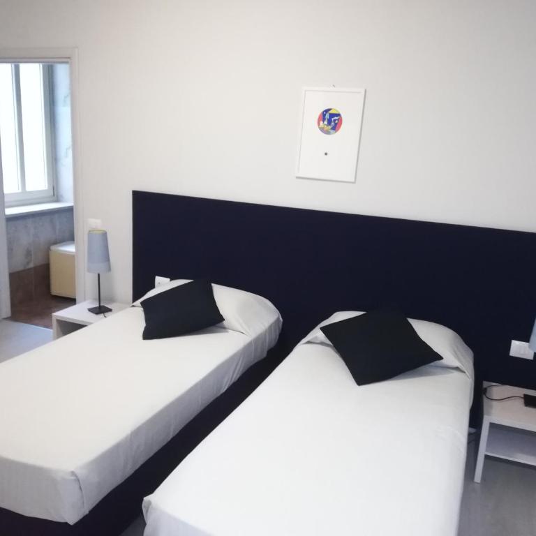 Oasi Di Cavoretto - Twin Room - 9