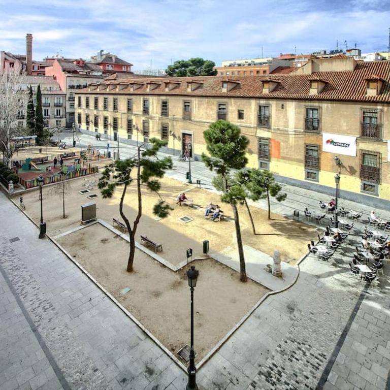 Authentic apartment in Madrid-COMENDA-1-DE - One-Bedroom Apartment - 2