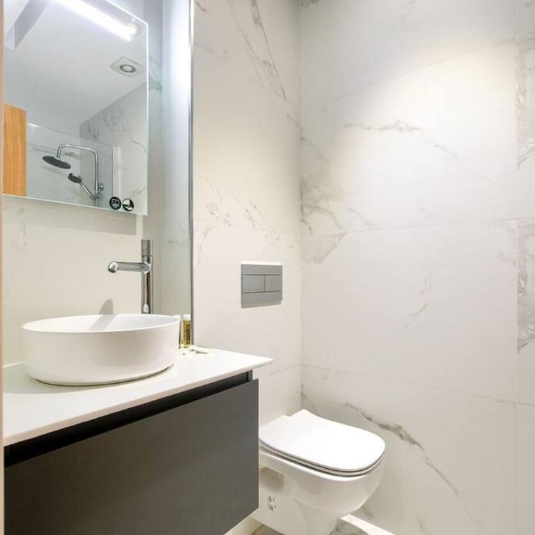 Authentic apartment in Madrid-COMENDA-1-DE - One-Bedroom Apartment - 6