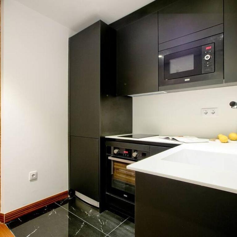 Authentic apartment in Madrid-COMENDA-1-DE - One-Bedroom Apartment - 14