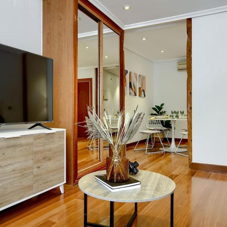 Authentic apartment in Madrid-COMENDA-1-DE - One-Bedroom Apartment - 20