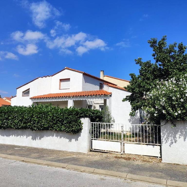 Maison familiale près de la mer - Villa 3 Chambres - 3