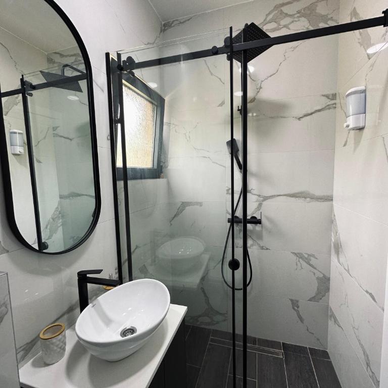 Adriatic Dream - Deluxe Double Room with Balcony - 10