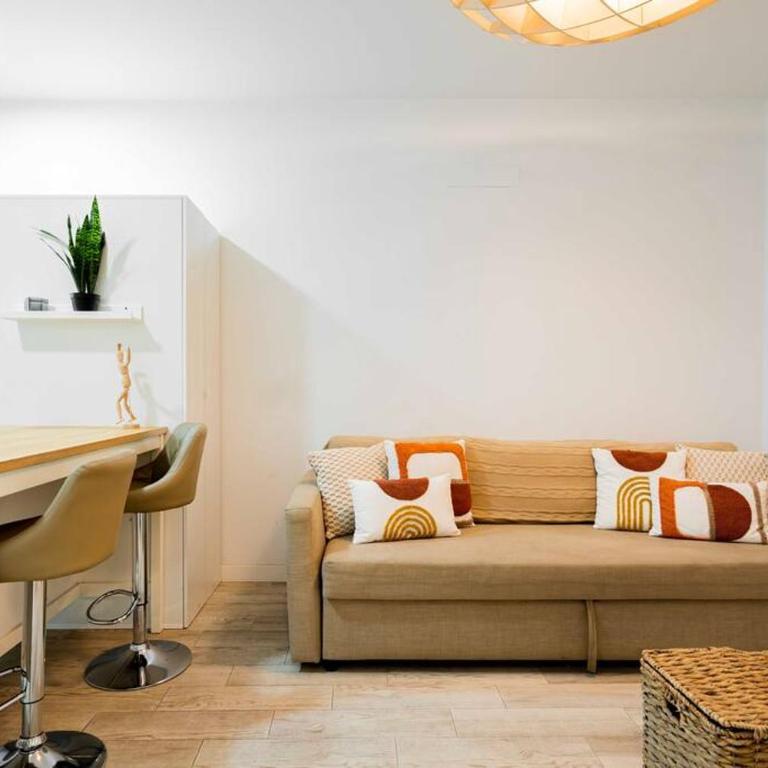 Avenida America Apartment-DAG2 - One-Bedroom Apartment - 10