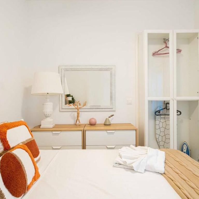 Avenida America Apartment-DAG2 - One-Bedroom Apartment - 17