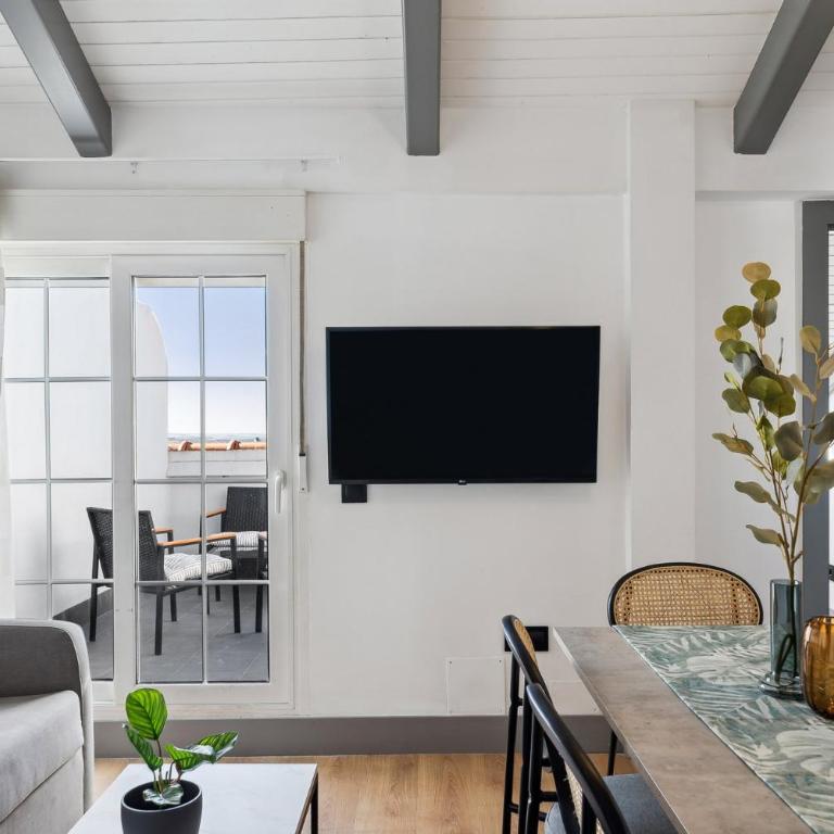 Limehome Madrid Calle de Santa Ana - estancia temporal - Two-Bedroom Apartment with rooftop terrace - 11