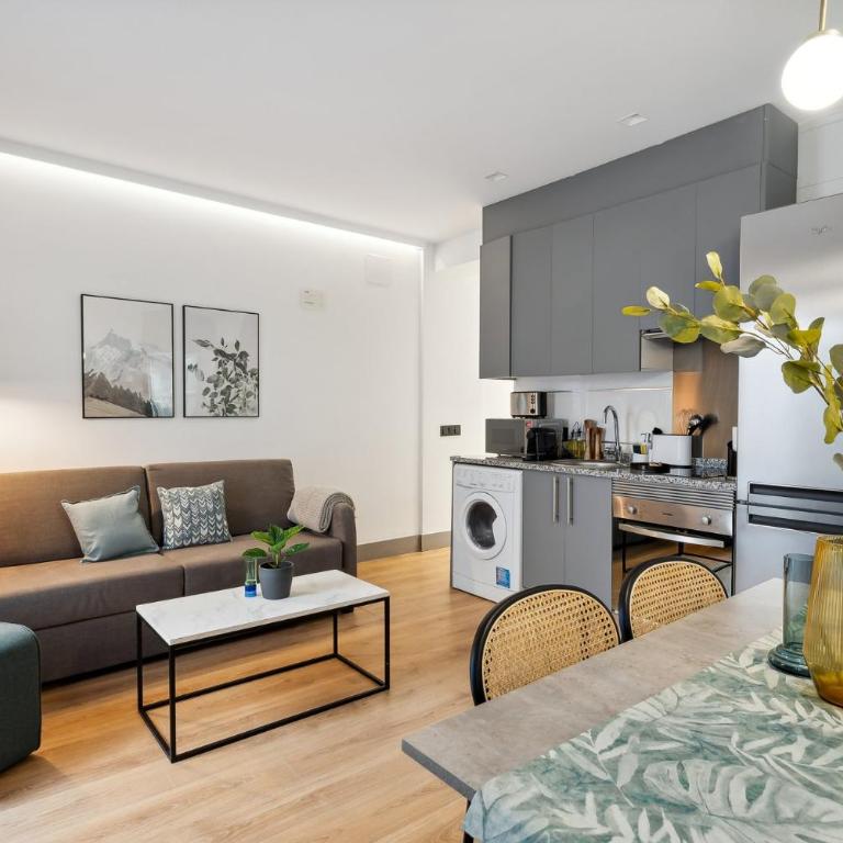 Limehome Madrid Calle de Santa Ana - estancia temporal - One-Bedroom Apartment with terrace - 1