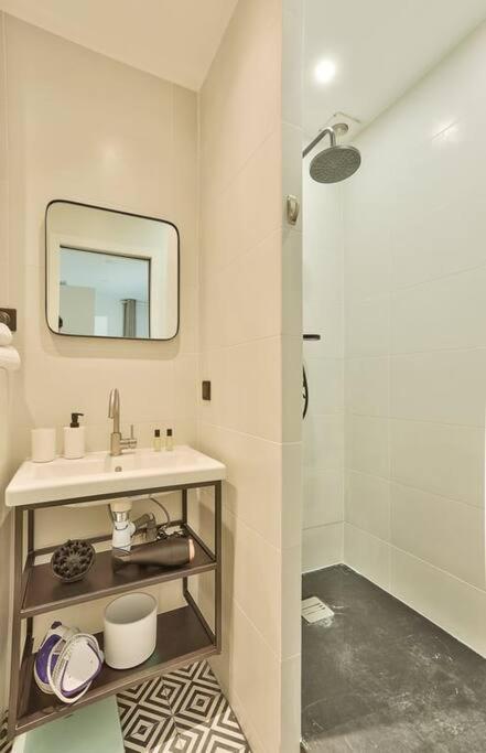 Cozy Apartment Paris Center for 3 - Appartement 1 Chambre - 10