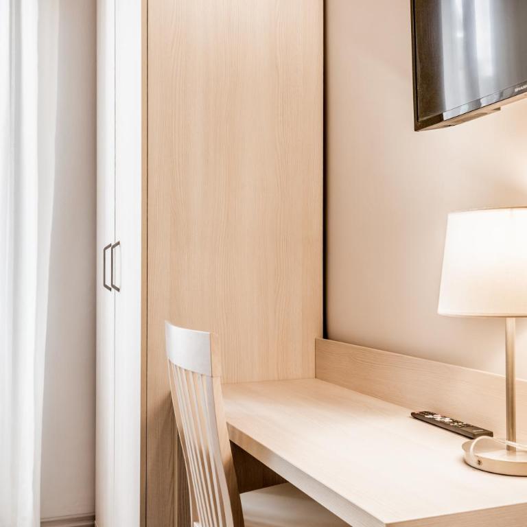 APARTMENT IN TRASTEVERE - Appartamento con 2 Camere da Letto - 21