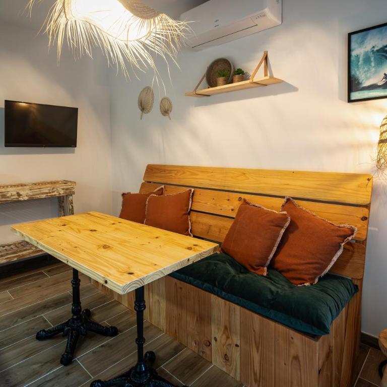 Magic Surf House - One-Bedroom Apartment - 4