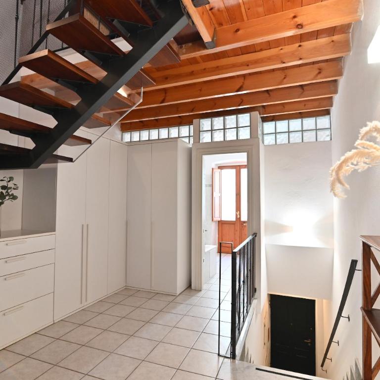 IzzHome Full Center Terrace - Appartamento con 2 Camere da Letto - 34