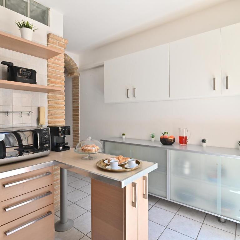 IzzHome Full Center Terrace - Appartamento con 2 Camere da Letto - 38
