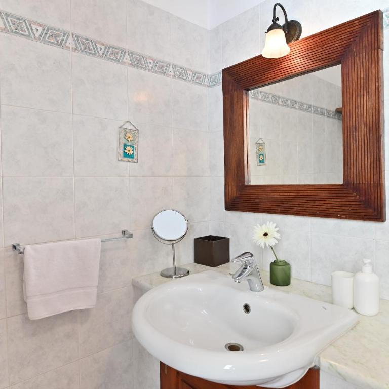 IzzHome Full Center Terrace - Appartamento con 2 Camere da Letto - 41