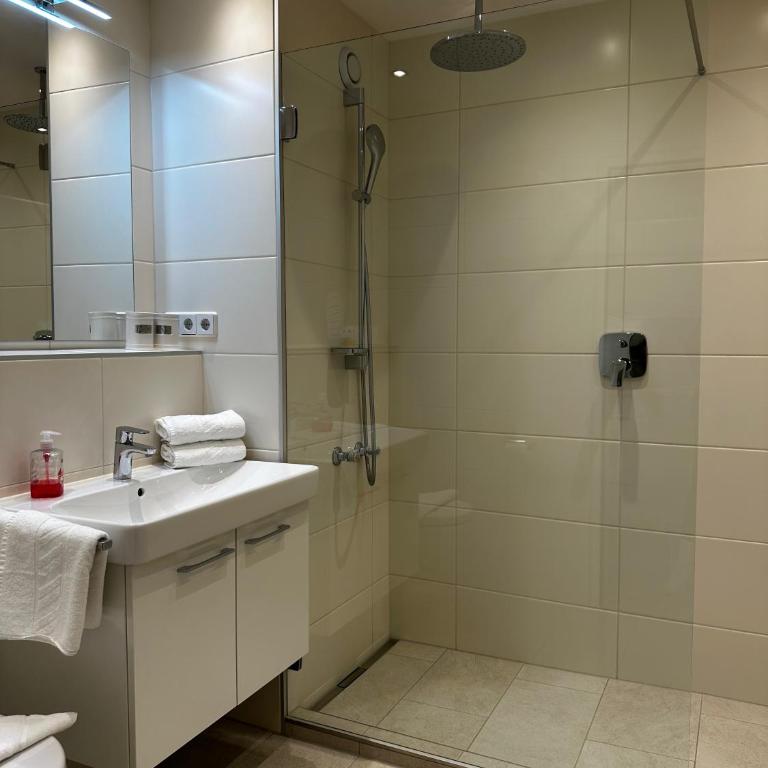 Appartementhaus Birkenwald - Apartment mit Balkon - 1