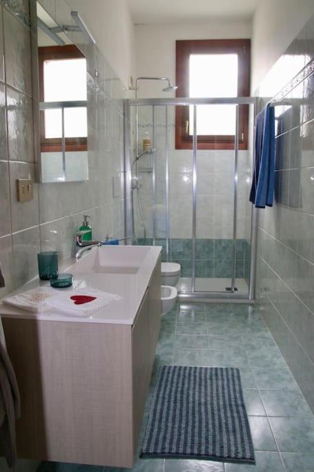 Isola del Lido, Luminoso, immerso nel verde, per 5 - Appartement 2 Chambres - 45