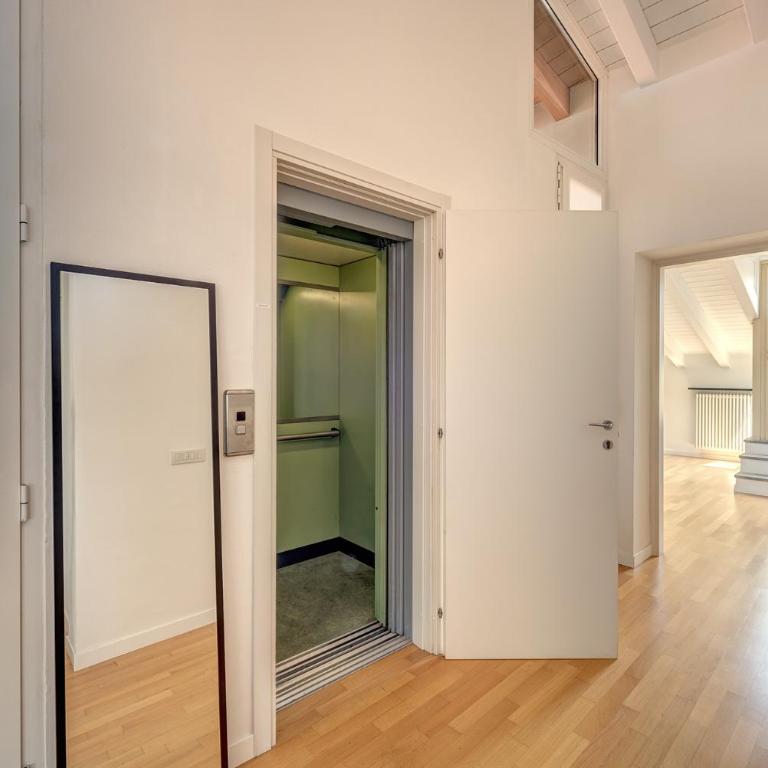 [Duomo-Porta Torre] Penthouse with Private Terrace - Apartment - 40