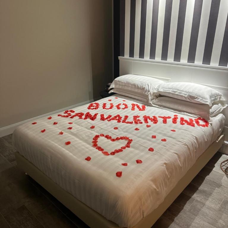 18 Dante Luxury Suites - Camera Queen con Vasca Idromassaggio - 32