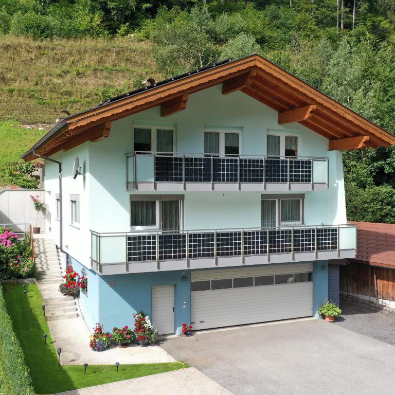 Ferienwohnung Martin Mathies - Apartment mit 3 Schlafzimmern und Balkon - 1