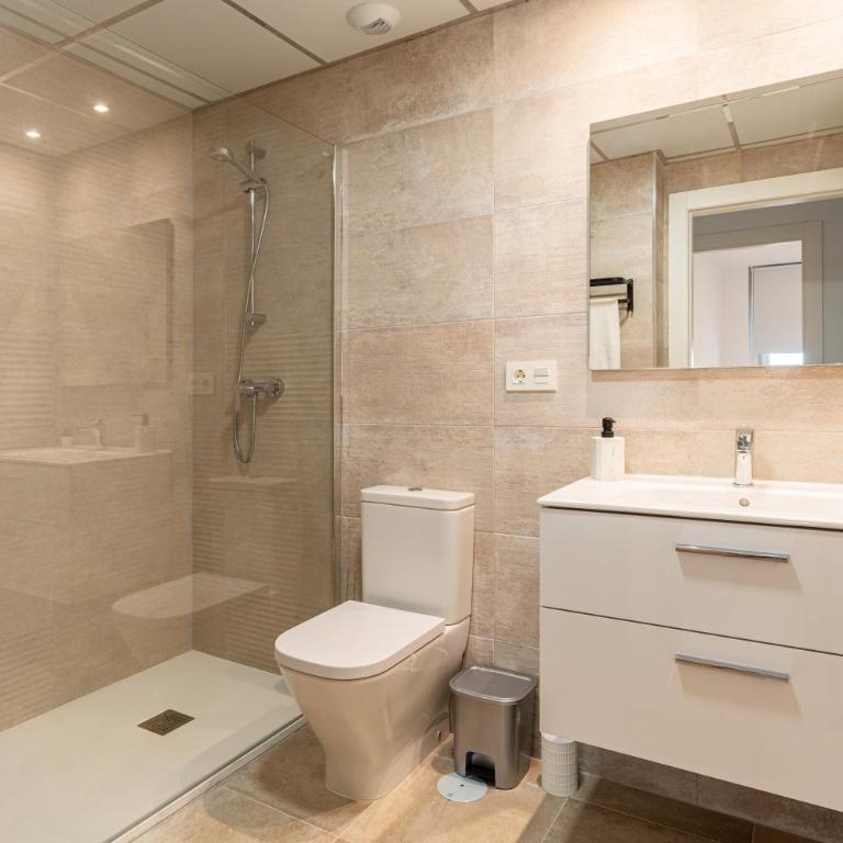 ATP Vega de Acá a 5 minutos de la Playa, Piscina y Parking Privado Gratis! - Apartamento de 2 dormitorios - 32