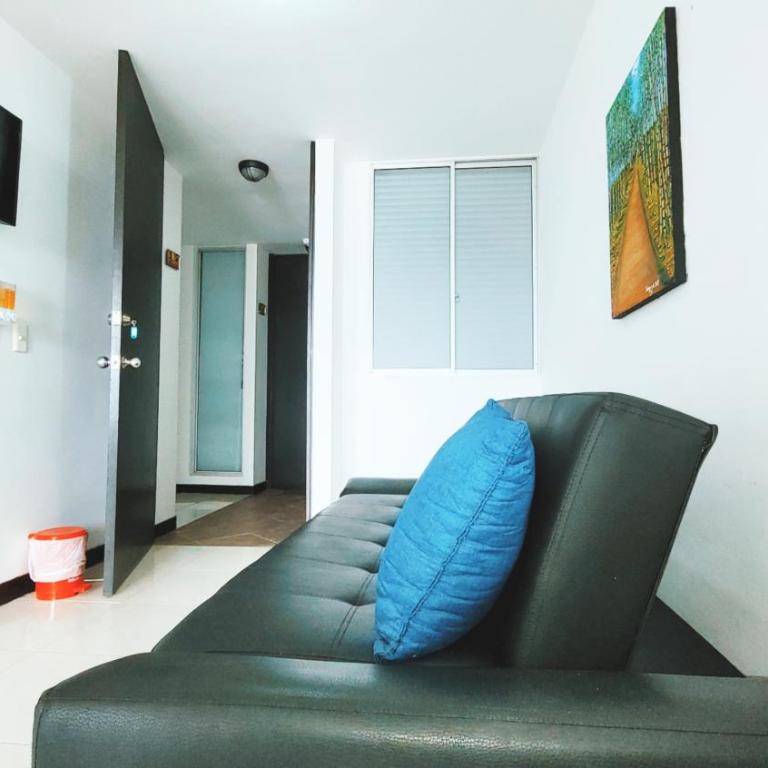 APARTAMENTO en el QUINDÍO cerca al PARQUE DEL CAFÉ - Apartamento de 2 dormitorios - 6
