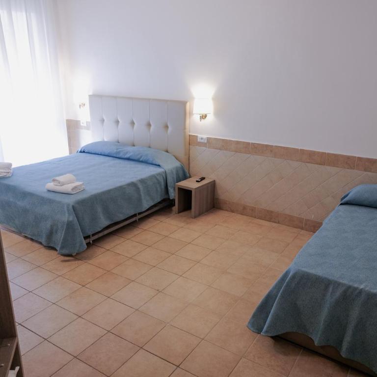 Hotel Alex Square - Camera Tripla con Bagno Privato - 6