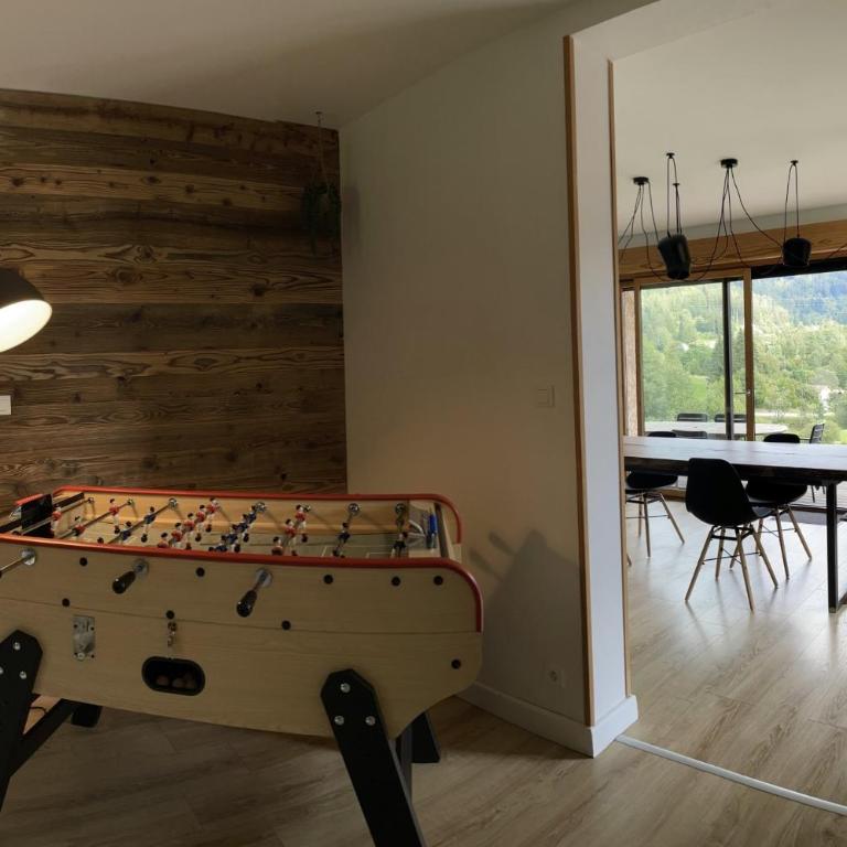 La Gouleote Spacieuse maison type chalet avec jacuzzi, sauna, pétanque - Chalet - 11