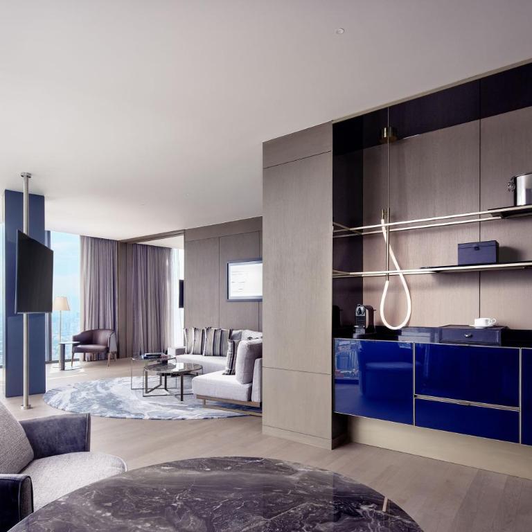The Ritz-Carlton, Mexico City - Suite Luxury con vistas al parque y acceso al Club Lounge - 1 cama extragrande - 2