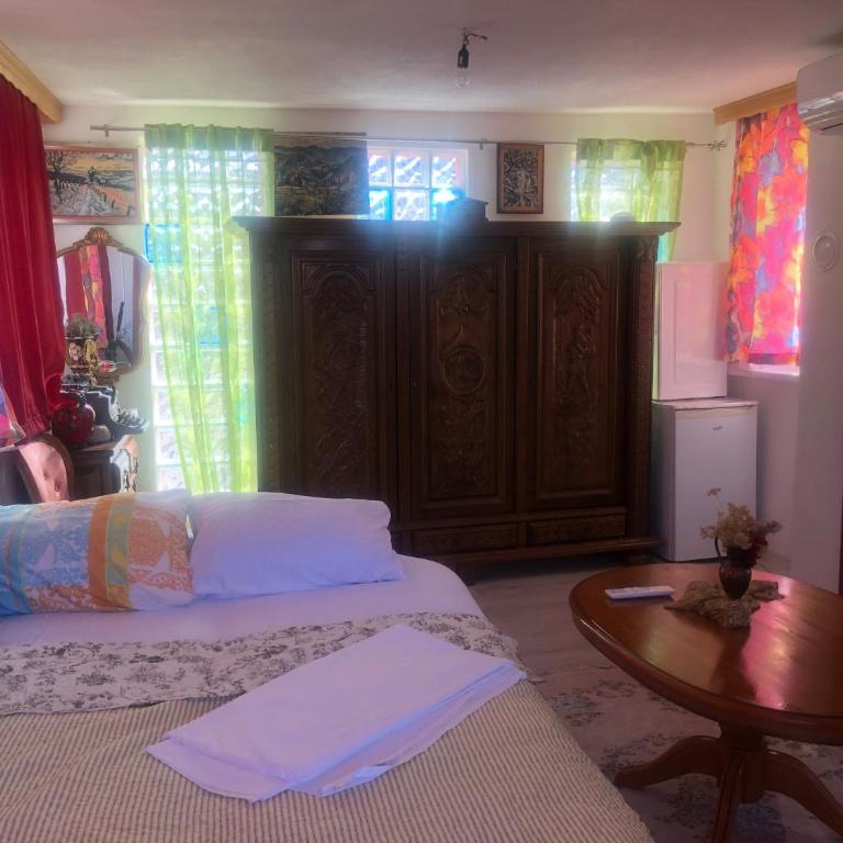 U Villi BB2 Gornji Zalik bb - Double Room with Private Bathroom - 8