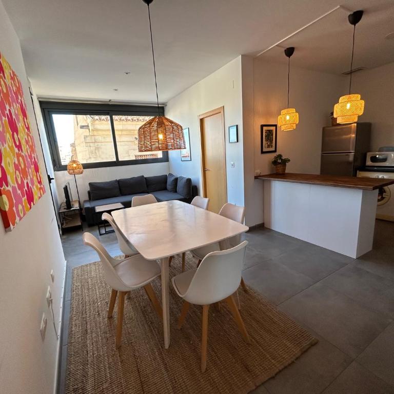 Apartamento El Carmen by Be Alicante - Three-Bedroom Apartment with Terrace - 9