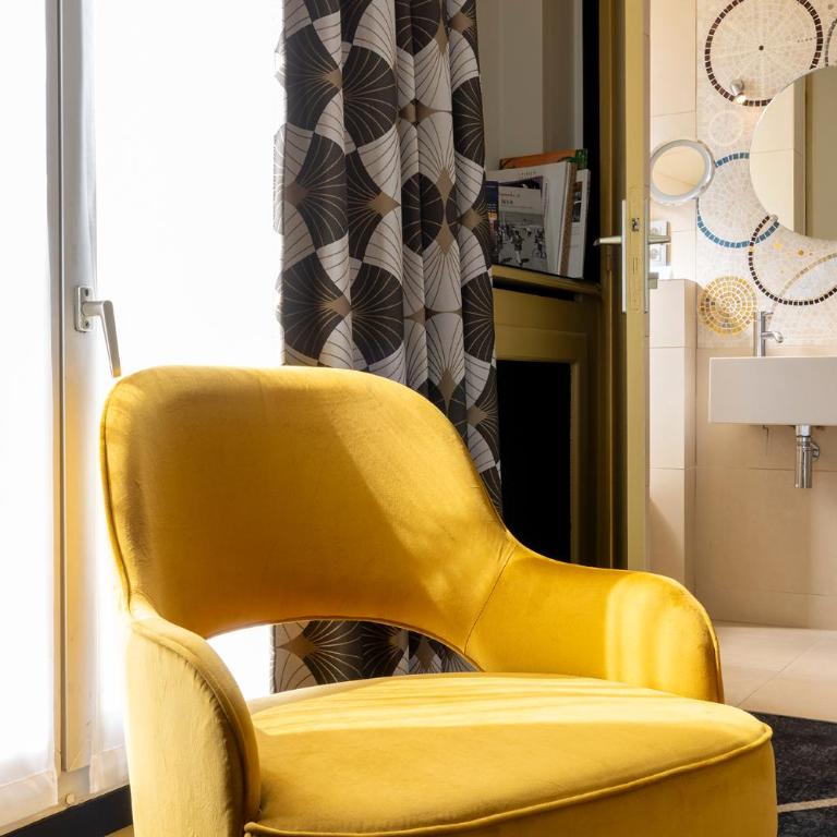 Hôtel Aiglon - Suite (2 Adultes) - 11