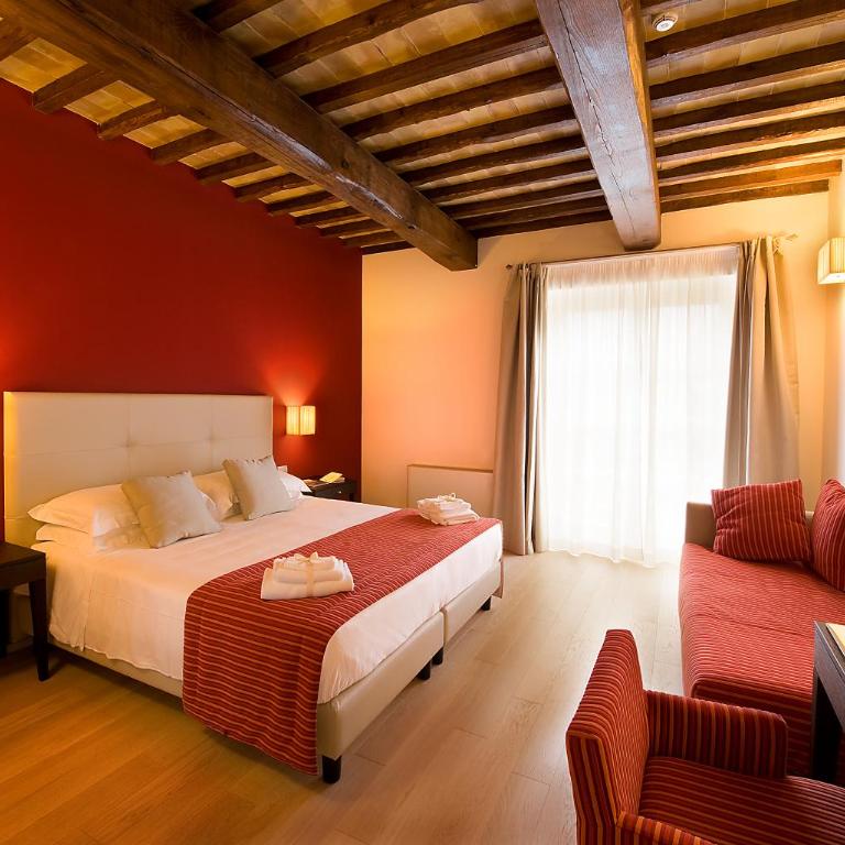 Relais Dell'Olmo - Camera Deluxe Matrimoniale/Doppia con Letti Singoli - 1