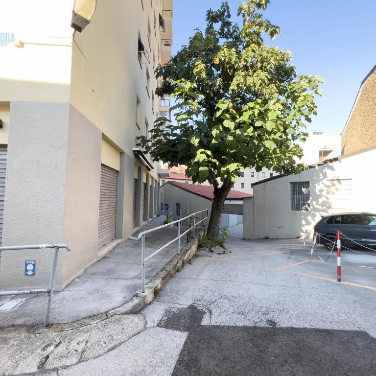 Economo B1 Tirabora Short Rent - Appartamento Monolocale - 25