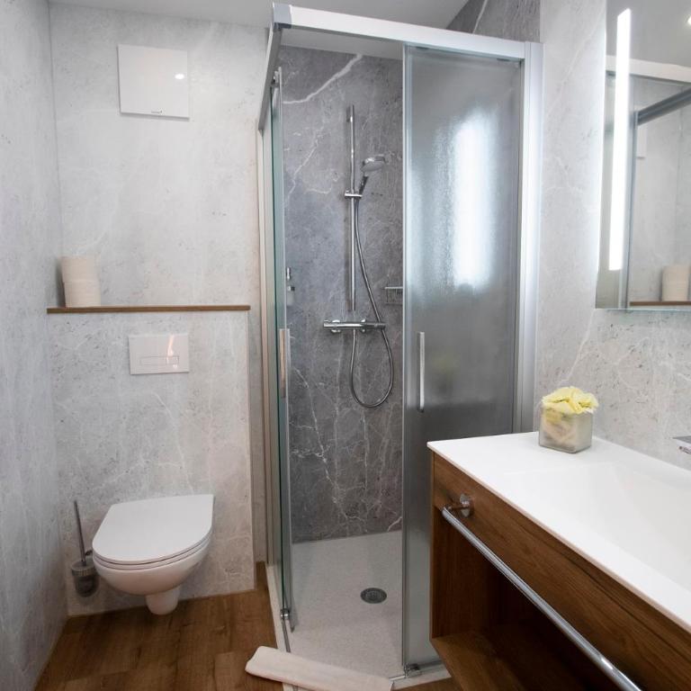 Sporthotel Dachstein West - Deluxe Dreibettzimmer - 4