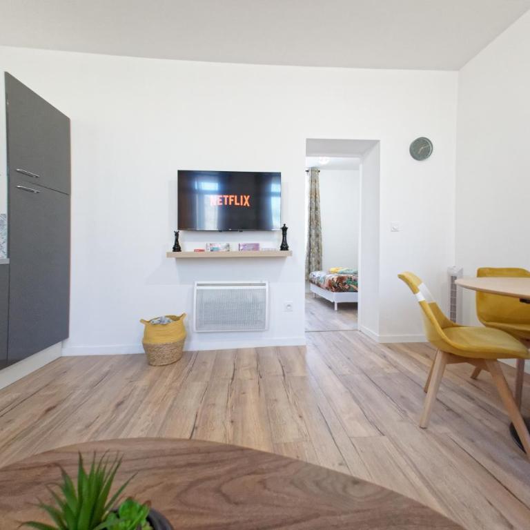 Le CosyCatala - 4 personnes - bureau & wifi - Apartment mit 1 Schlafzimmer - 3