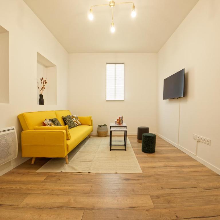 Le PERPInB - 6 personnes - Bureau & wifi - Appartement 3 Chambres - 9