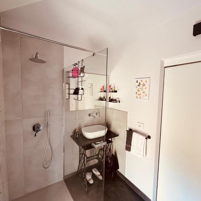 Arona Picasso's House Modern Art - Appartamento con 1 Camera da Letto - 19