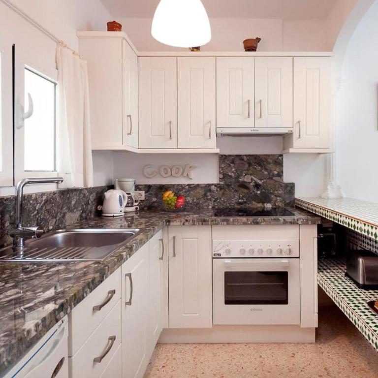 Casablanca 46 Oasis Properties - Apartment with Garden View - 12