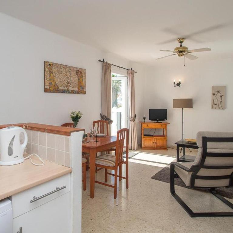 Tetuan 31 Oasis Properties - Apartamento con vistas al mar - 10