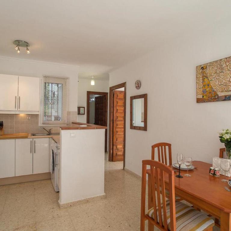 Tetuan 31 Oasis Properties - Apartamento con vistas al mar - 11