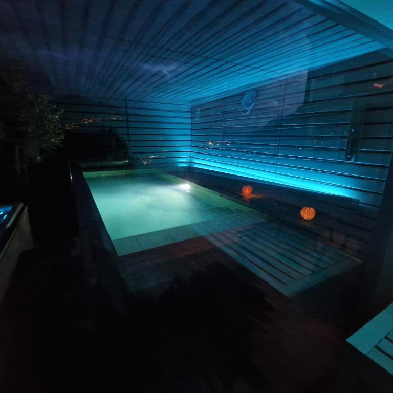 Bella & Flocon Exclusive Private Pool, Spa & Sauna Min 2 Nights - Apartment - 63