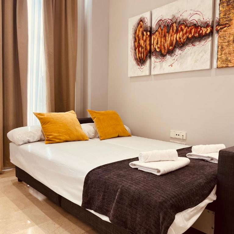 BET Apartments - Central Market Apartments - Two-Bedroom Apartment - 12