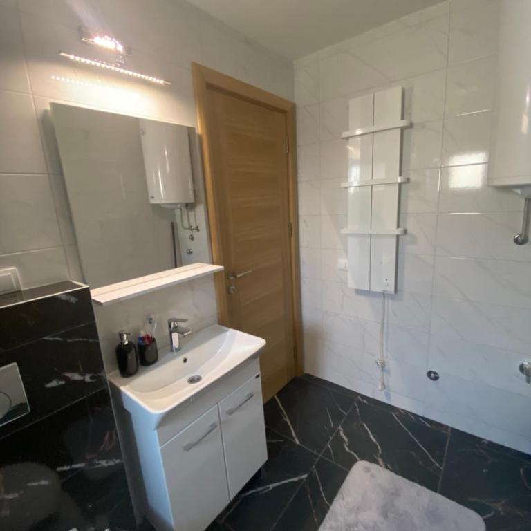 Zlatiborski san - Apartman sa 1 Spavaćom Sobom - 16