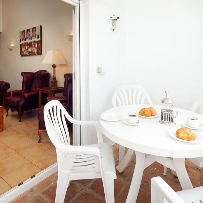 Casablanca 31 Oasis Properties - Apartment with Garden View - 39