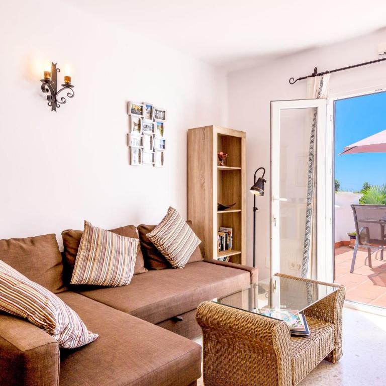 Las Palmas 17B Oasis Properties - Apartment with Sea View - 3