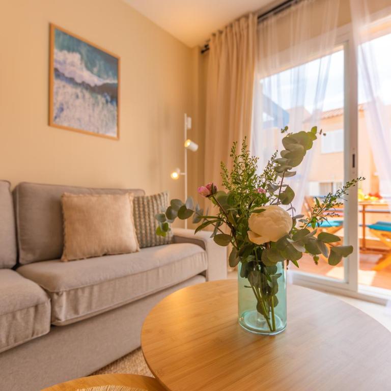 1a linea playa, balcon & piscina - Apartamento de 2 dormitorios - 21
