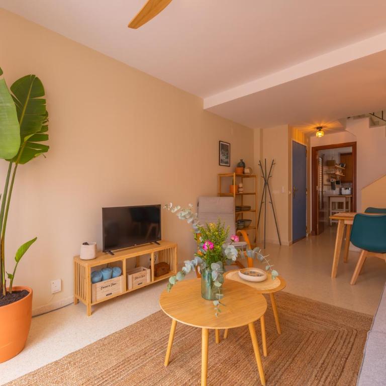 1a linea playa, balcon & piscina - Apartamento de 2 dormitorios - 53